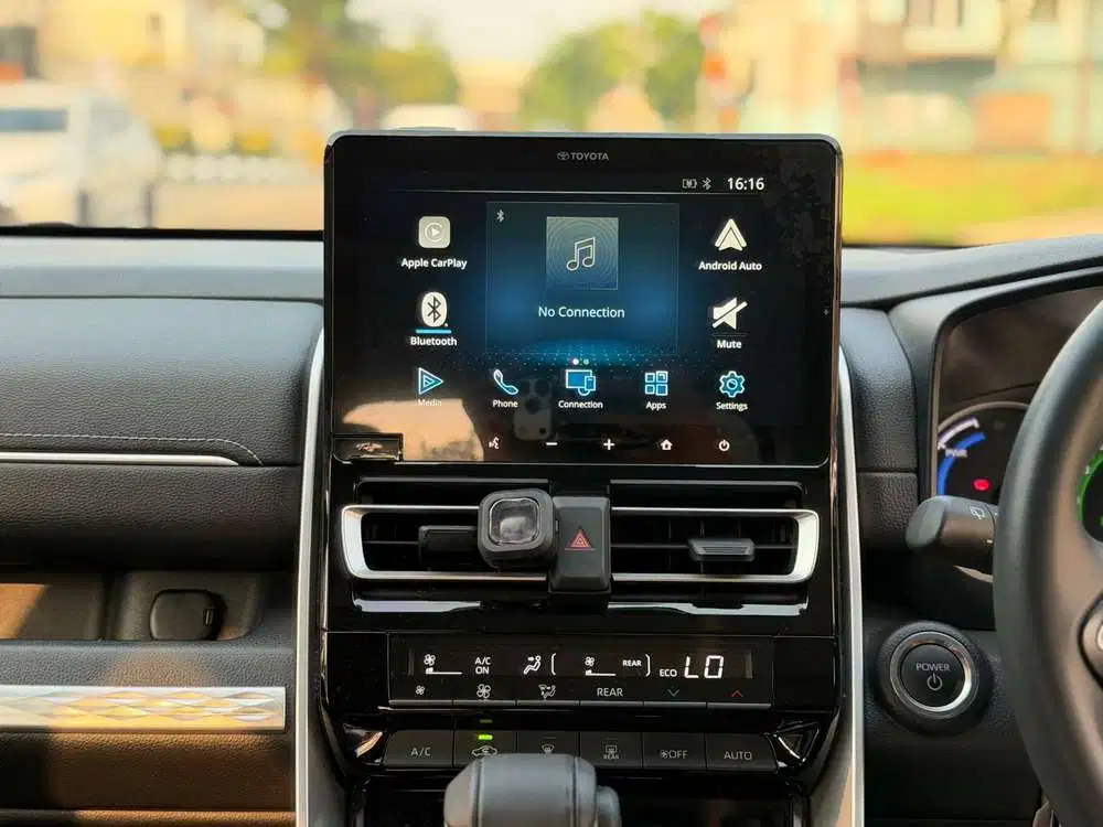 Toyota innova Zenix Q HV TSS Modellista Hybrid 2023