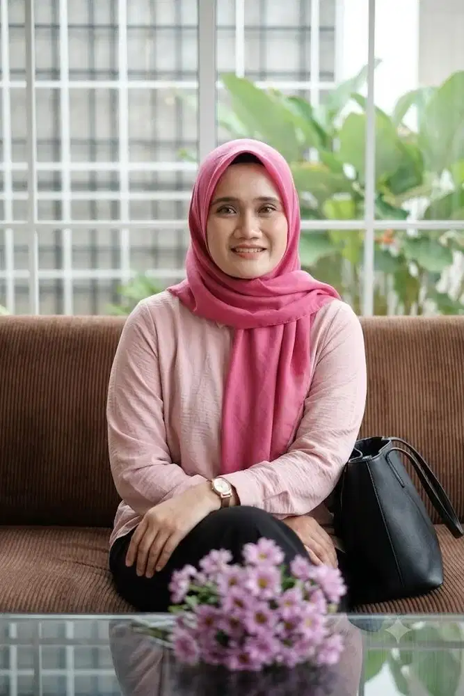 Lulusan S1 Kimia | Admin, Customer Service, dan Gudang