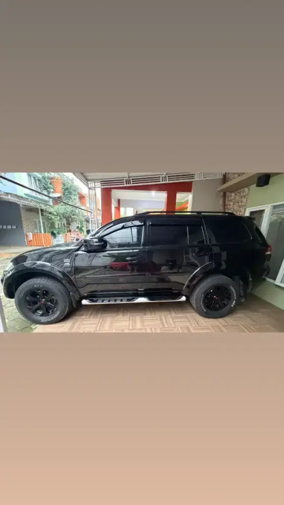 Dijual Mitsubishi Pajero Dakar Disel AT
