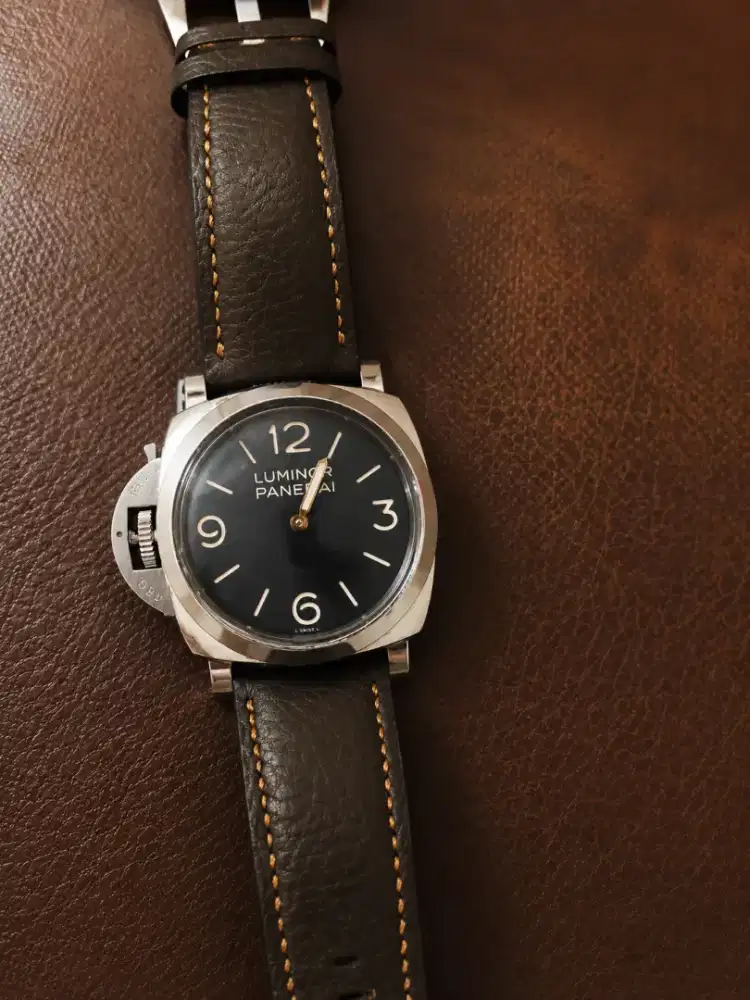 Jam tangan pria Luminor Panerai