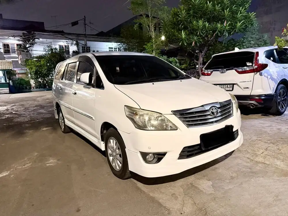 Toyota Innova V Luxury Matic 2012