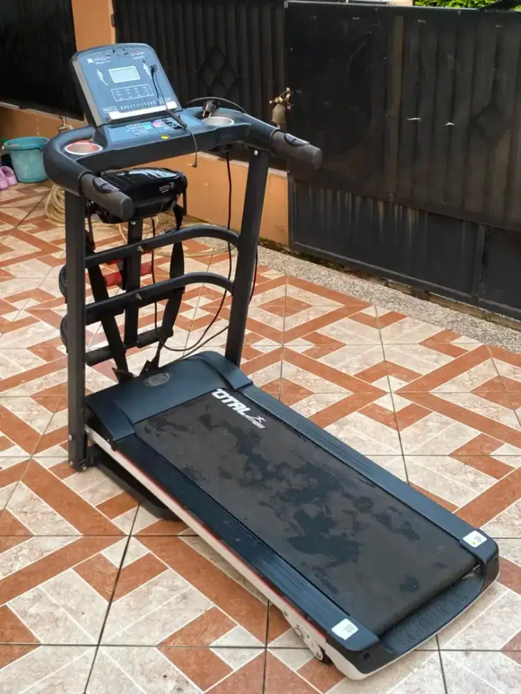Treadmill TL 607 Total Fitness (Like New)
