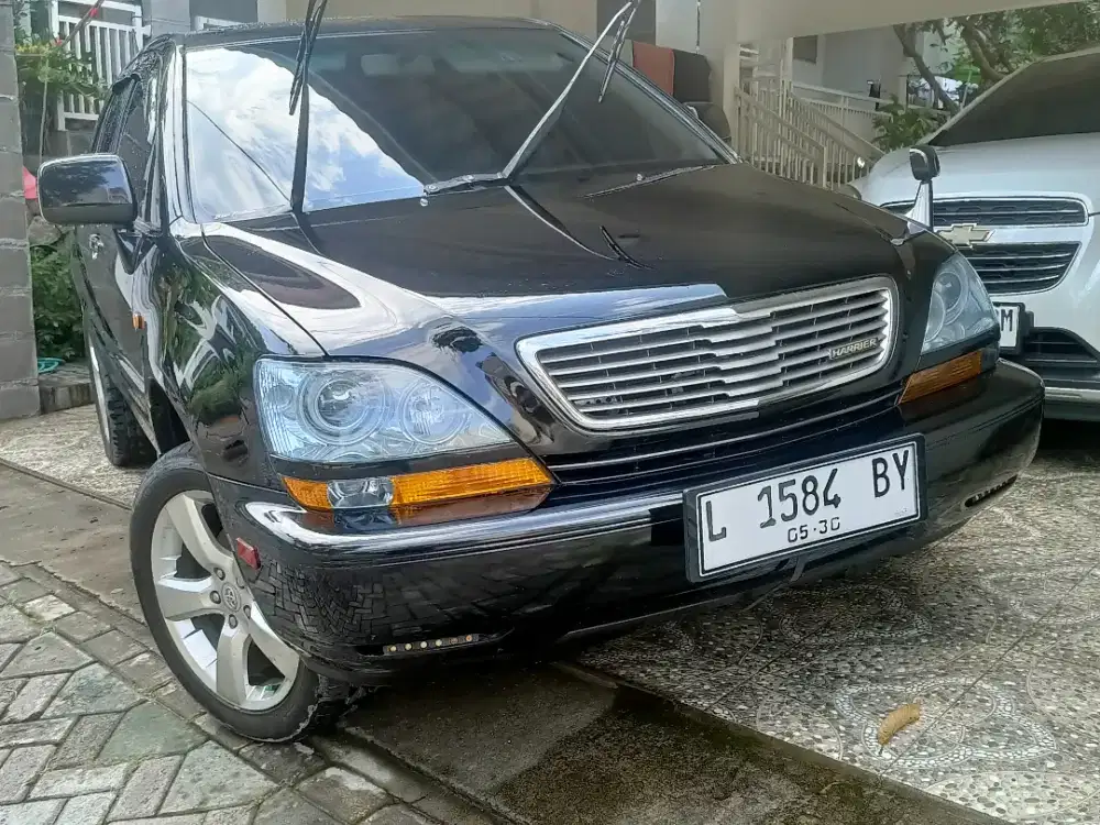 Toyota Harrier gen 1 atau Lexus RX 300