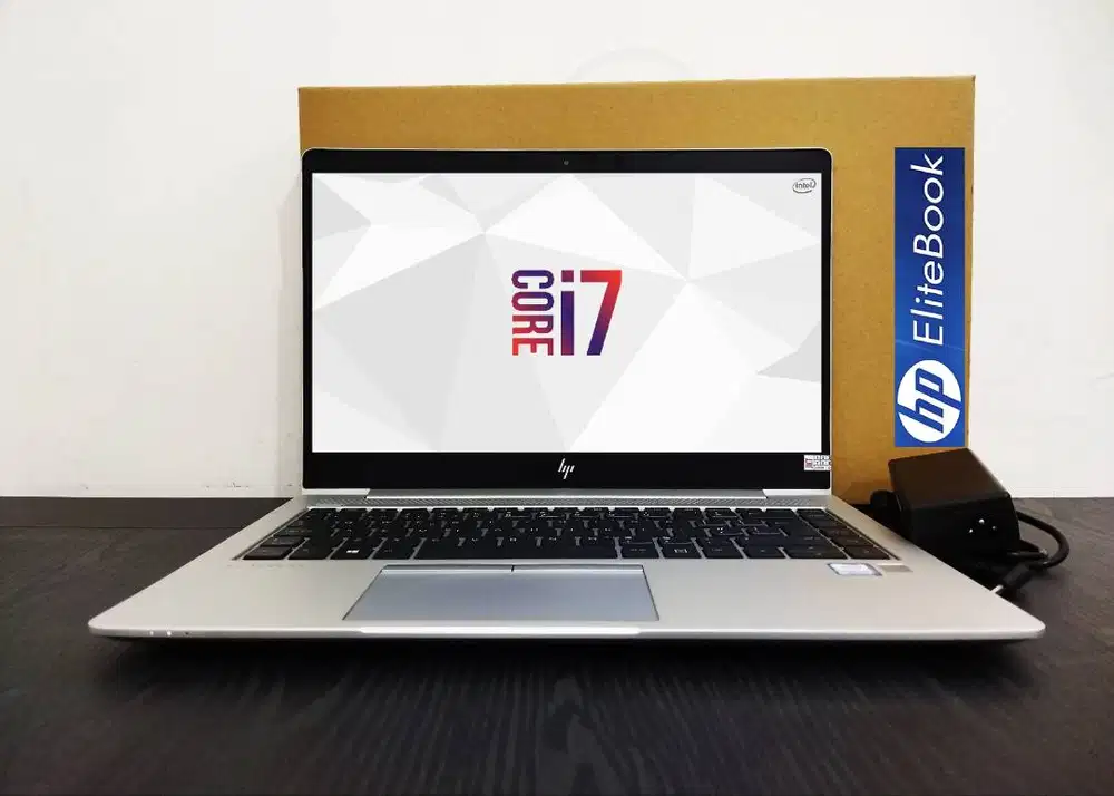 Laptop Core i7 Gen8 Like New Fulzet | Ram 8 | SSD 256 segel all normal