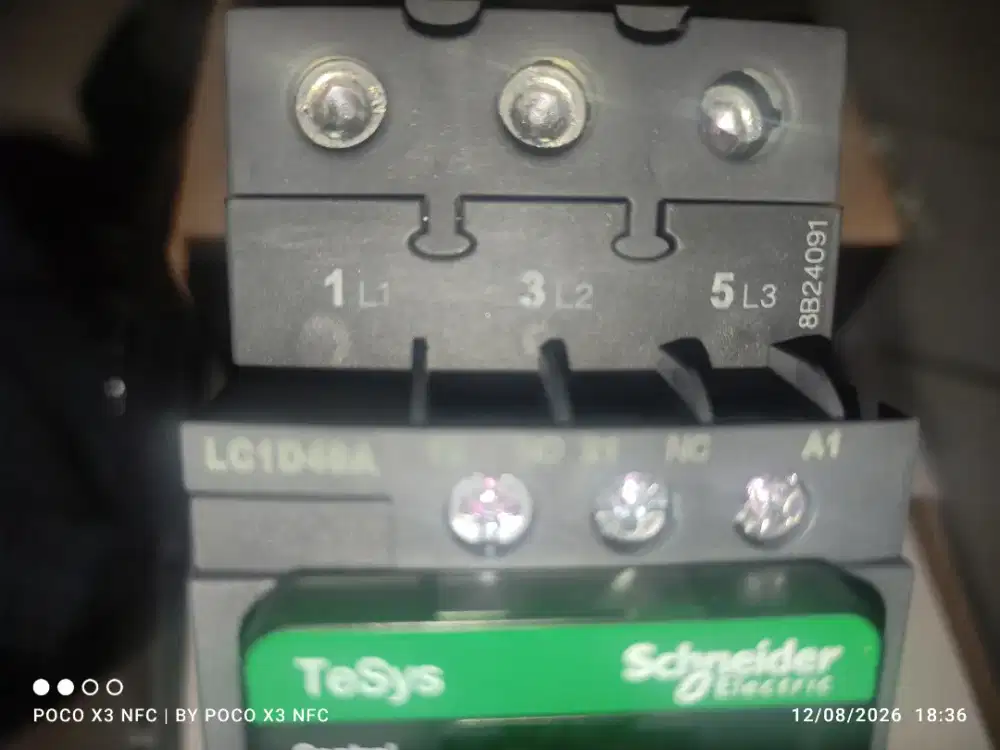 Kontaktor Schneider LC1D40  M7
