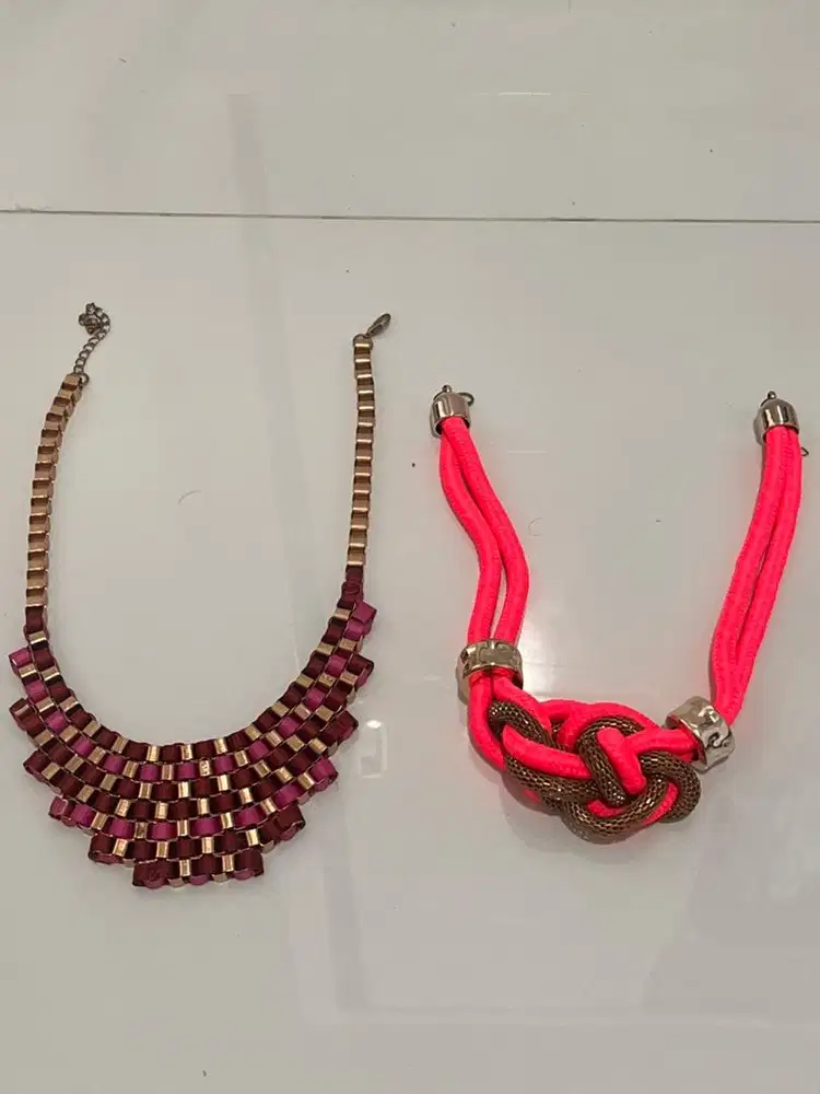 Kalung aksesoris