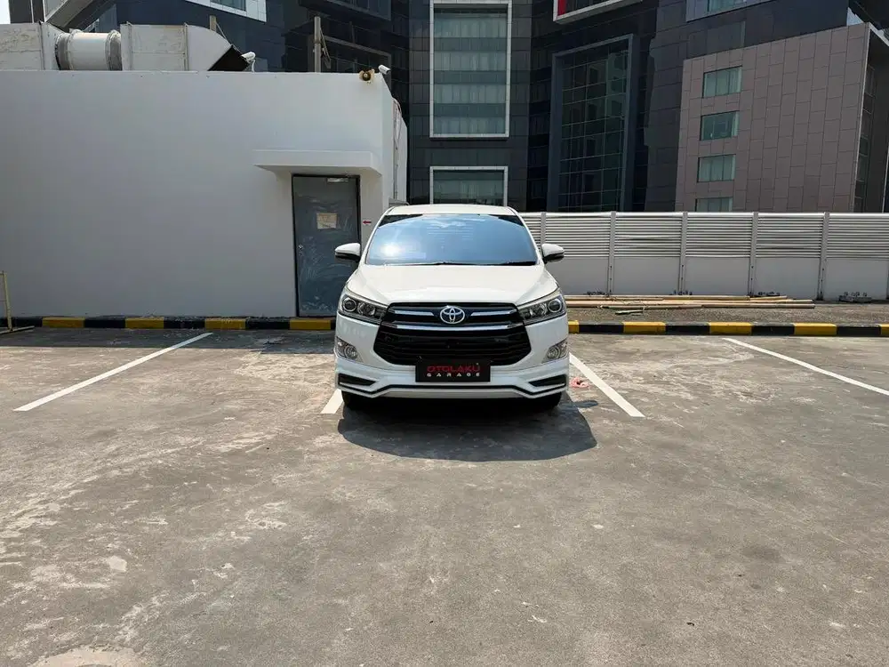 INNOVA V A/T BENSIN