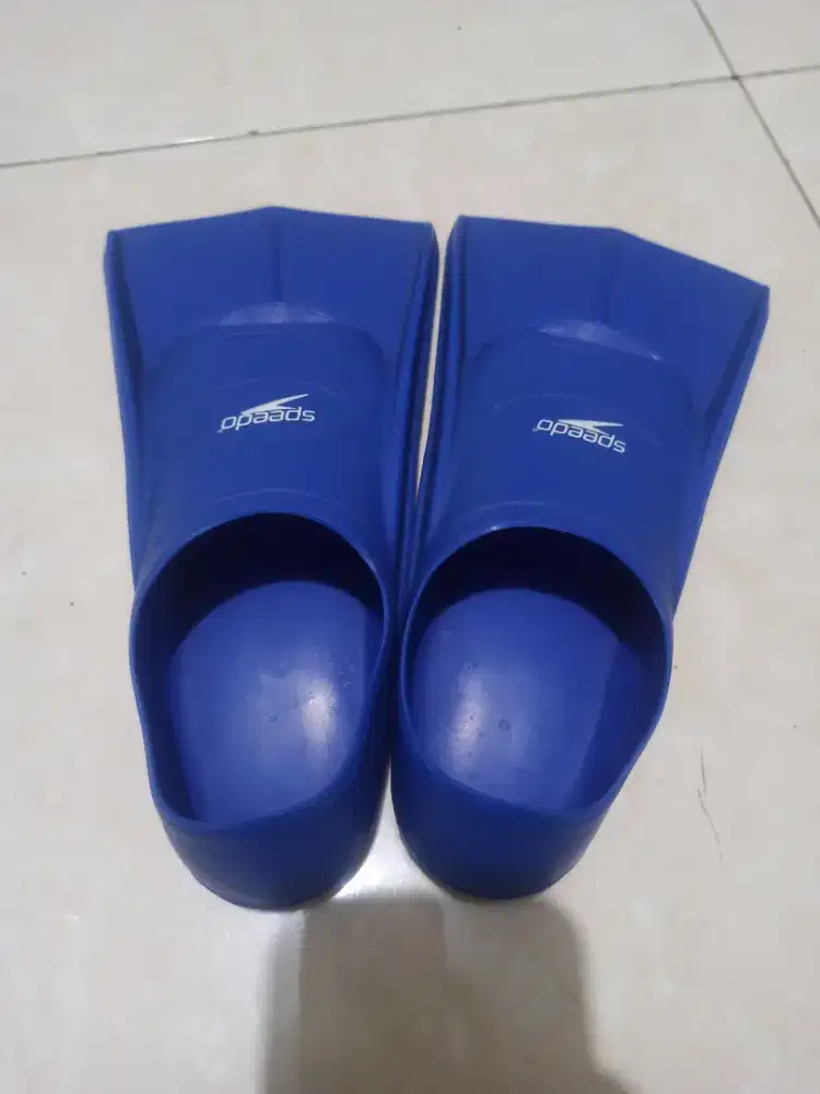 Fins renang speeds size 30-32
