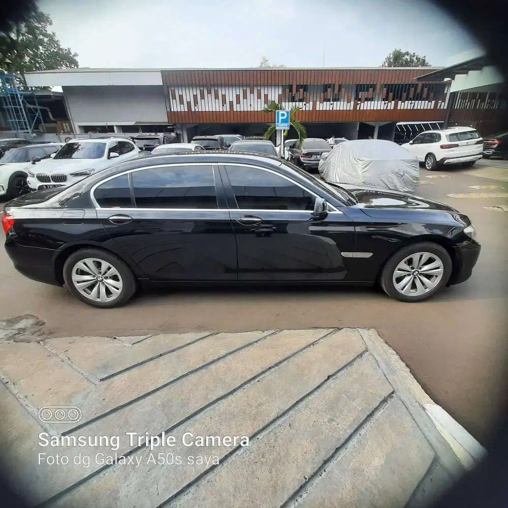 BMW 730Li 2011 Bensin