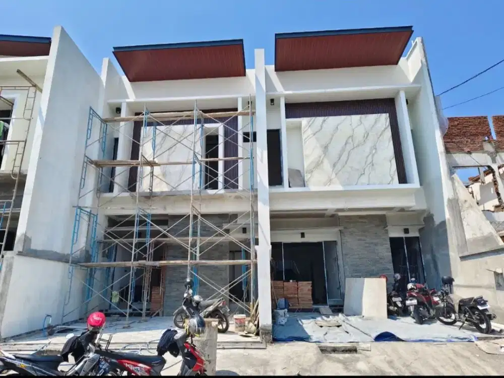 Rumah Baru Manyar Rejo
