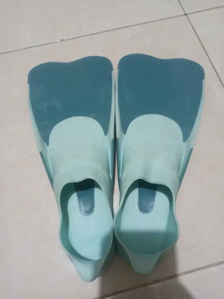 Fins anak size 28-29