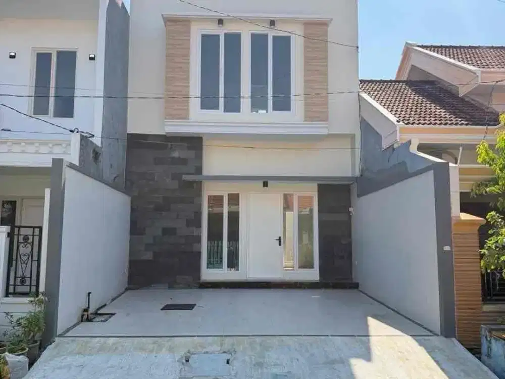 RUNGKUT Baru  ‼  Rumah 2 Lantai  dekat MERR