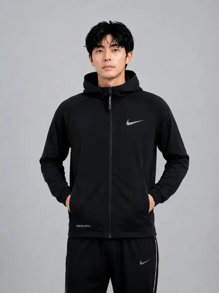 Nike Pro Therma-FIT Men's Full-Zip Hooded Jacket