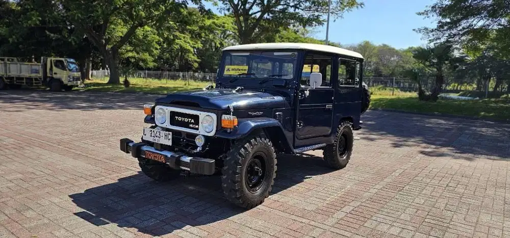 Toyota Hartop Diesel asli BJ40 4x4 th 1983 Original Luar dalam sptbaru