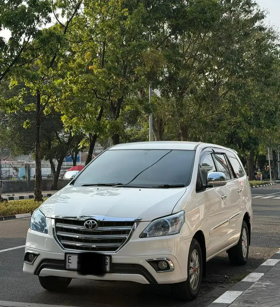 Innova G Diesel Matic Istimewa