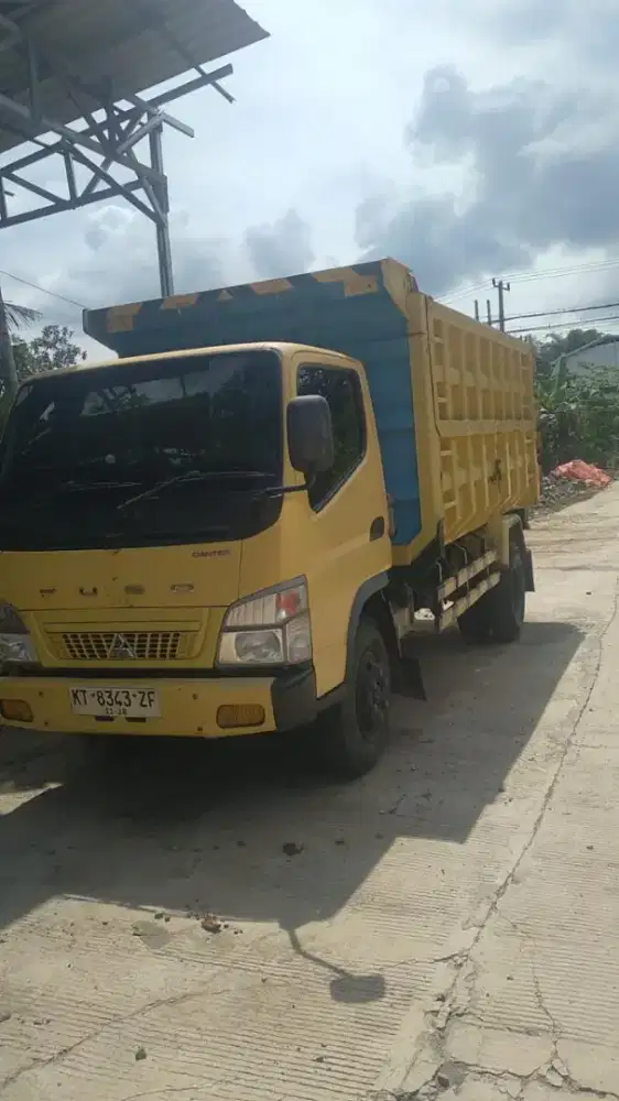 Dijual Canter FE75 EURO 4
