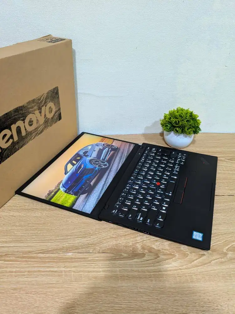 LAPTOP LENOVO THINKPAD X1 CARBON CORE i5 GEN 8 RAM 8GB/256GB 14IPS