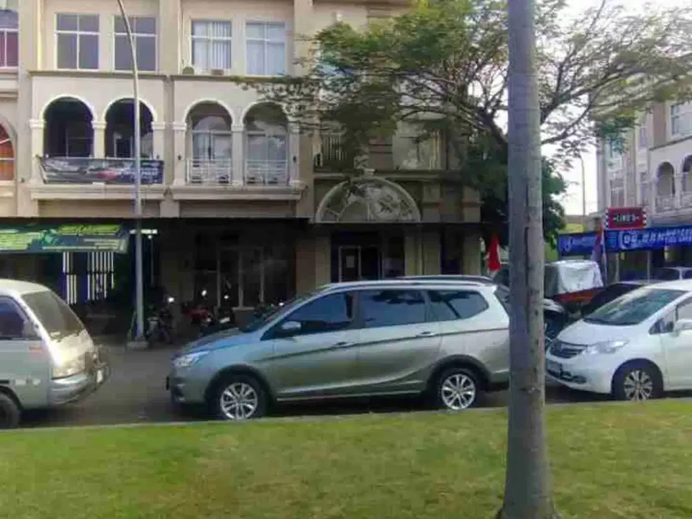 ruko  dijual cepat cocok buat usaha atau kantor lokasi dipusat bisnis galaxy  bekasi