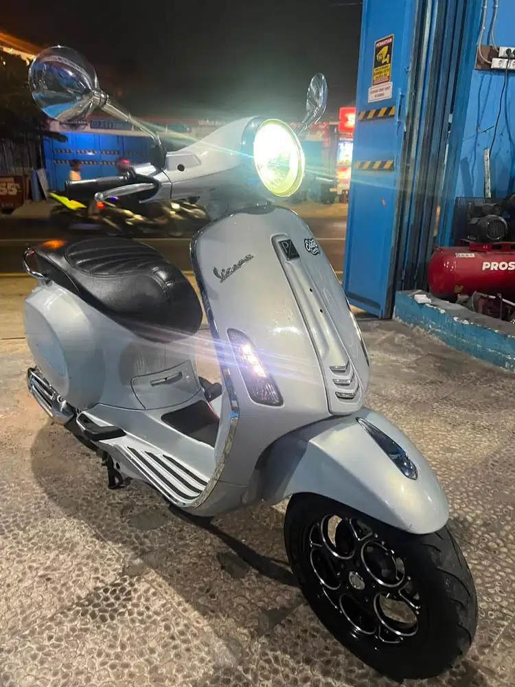 Dijual vespa primavera 2016