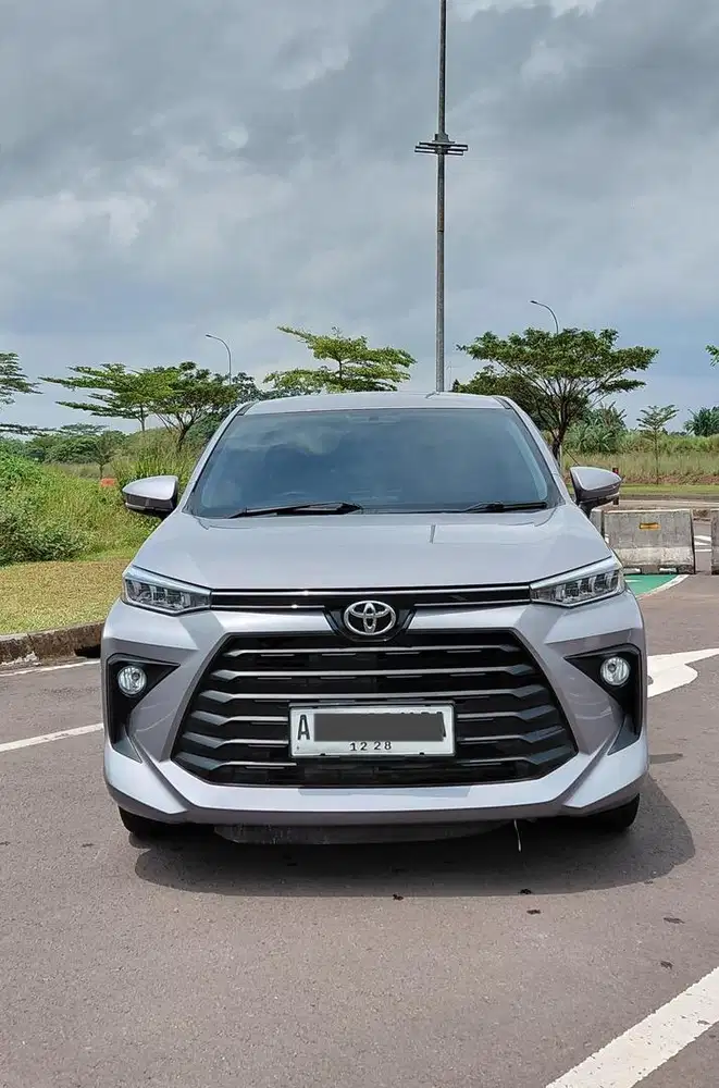 Toyota Avanza G matik 2023 silver