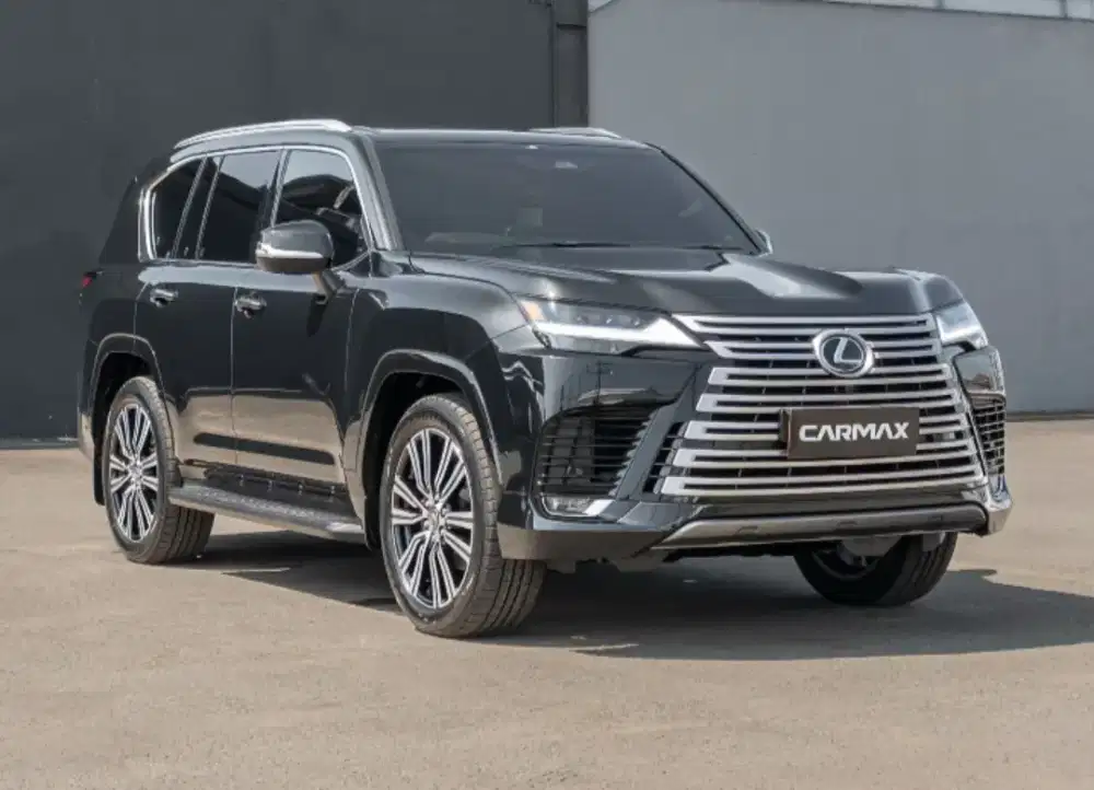 LEXUS LX700h 2026
BLACK ON BLACK
7seater