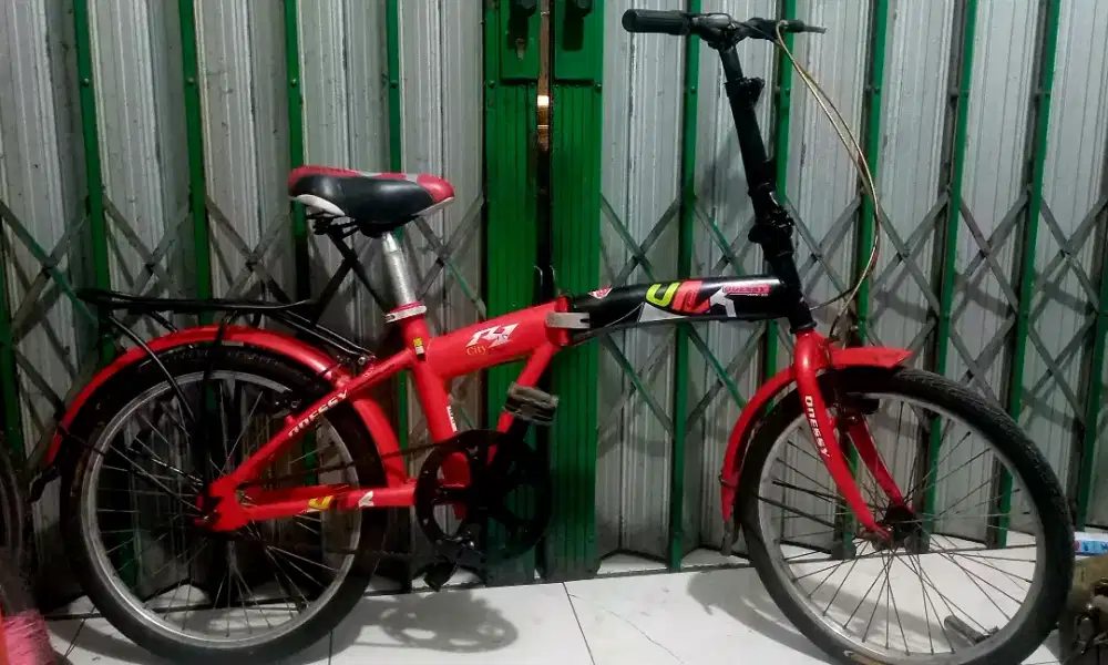 Sepedah lipat ukuran 20.siap.pakai