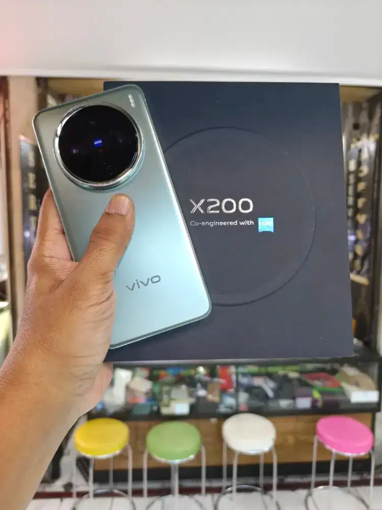 vivo x200 ram 12/256gb