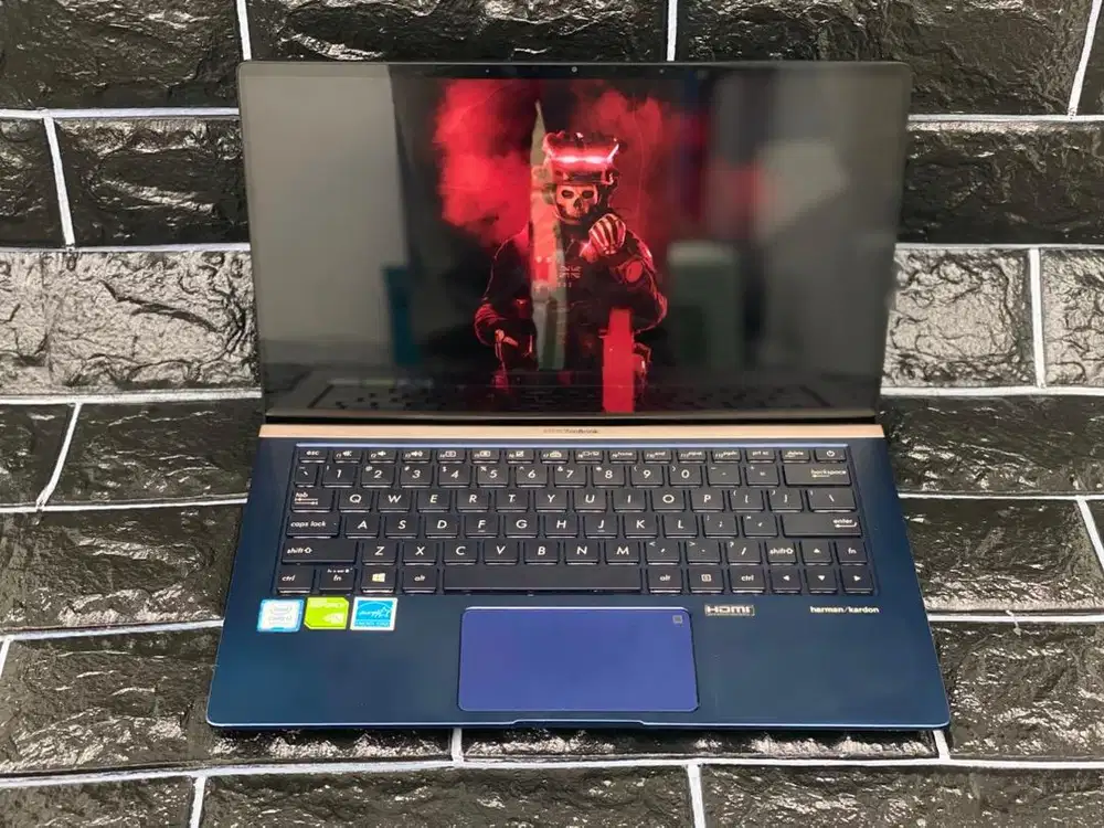 Asus ZenBook UX333FN i7-8565U MX150 Ram 16 Gb Ssd 512Gb