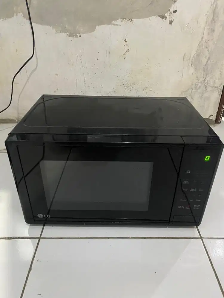 Microwave LG 20L MS2042DB
