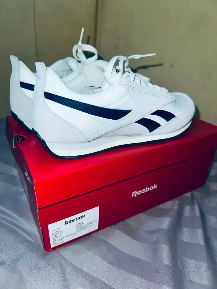 Reebok R100 ORI