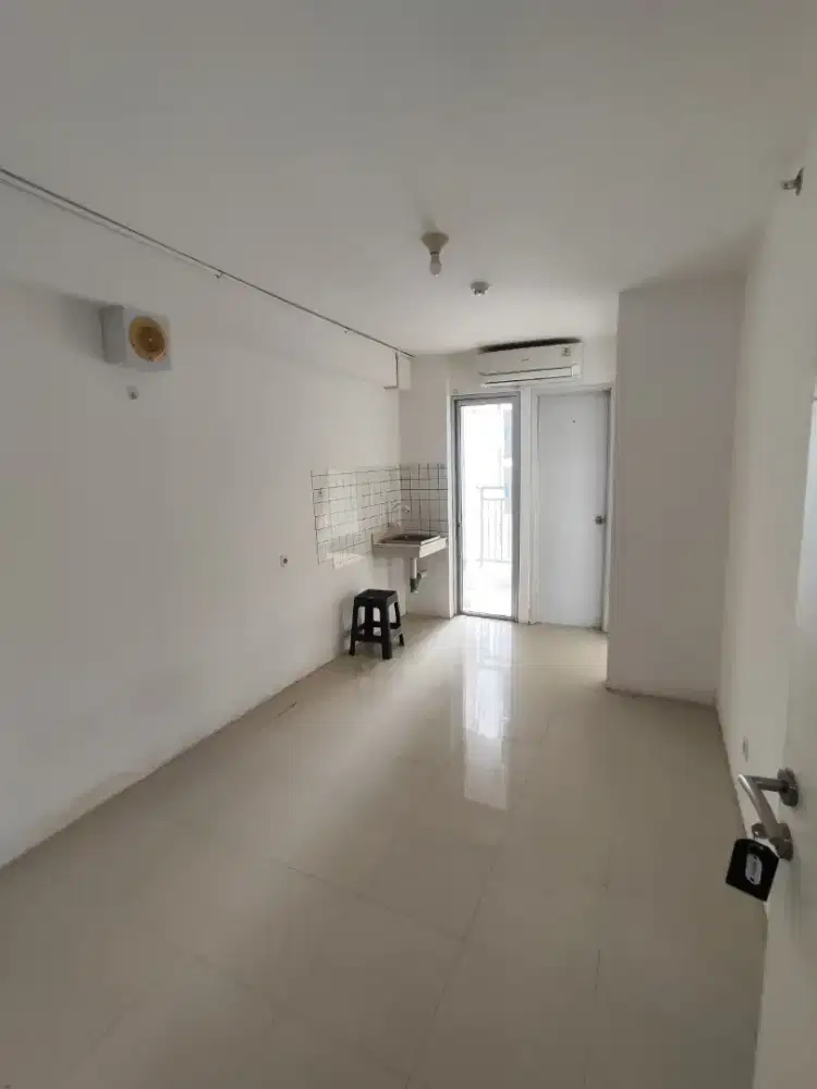 Dijual cepat 2KT unfurnish sertifikat Apartemen Bassura City