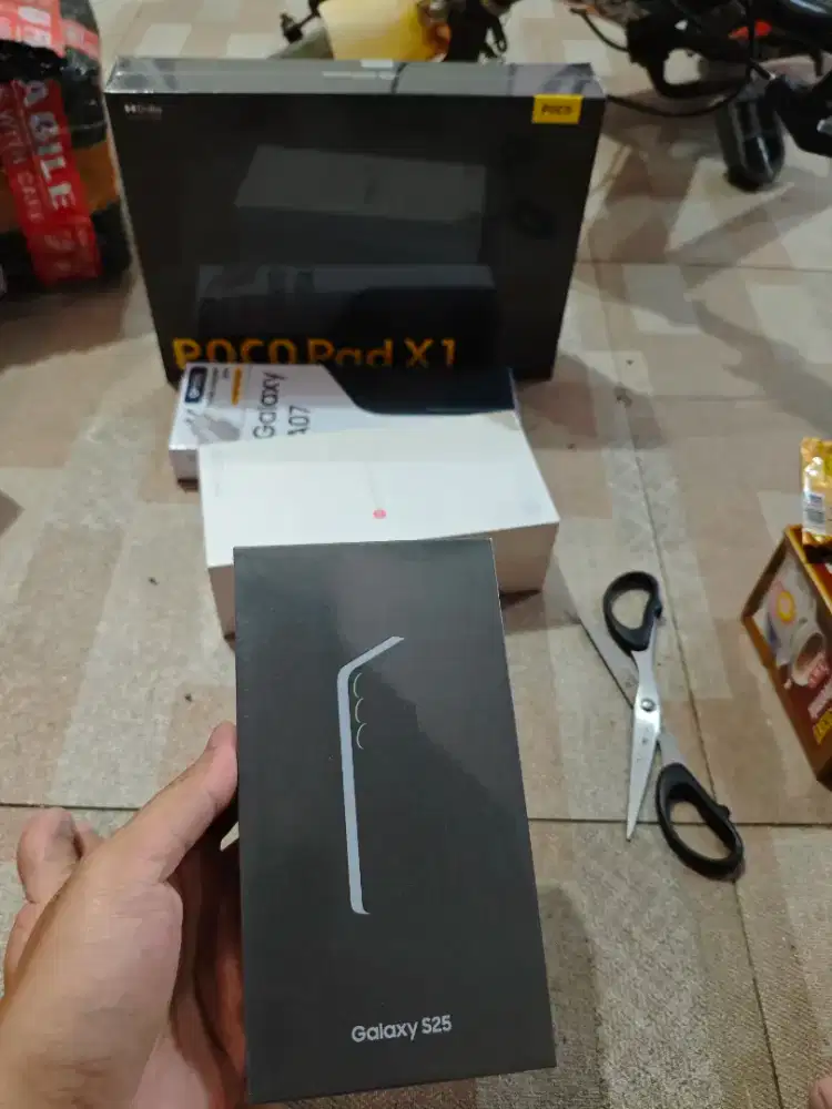 Samsung galaxy S25 basic ram 12gb