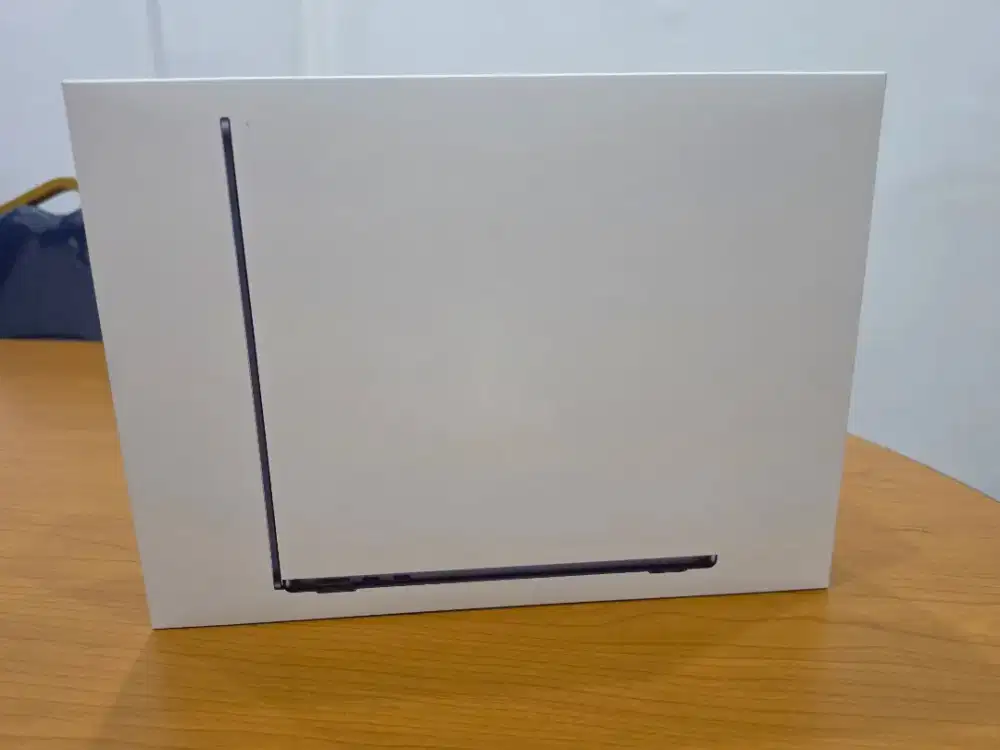 Macbook Air M5 Midnight 16/512 Garansi Resmi