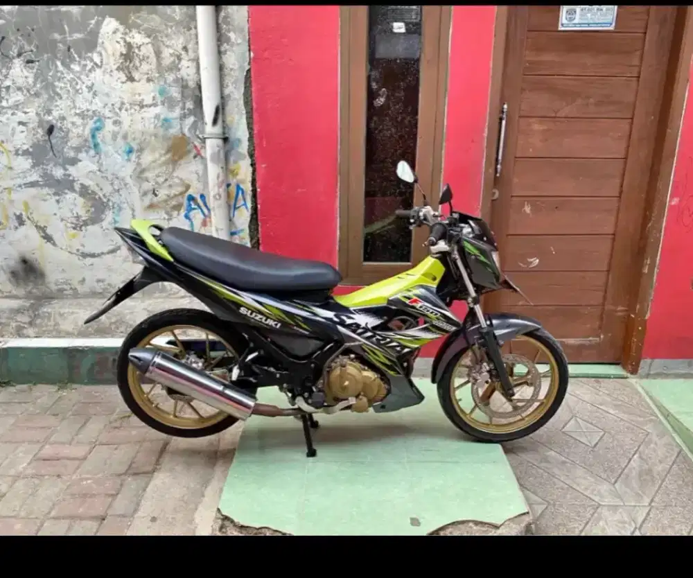 Suzuki satria fu