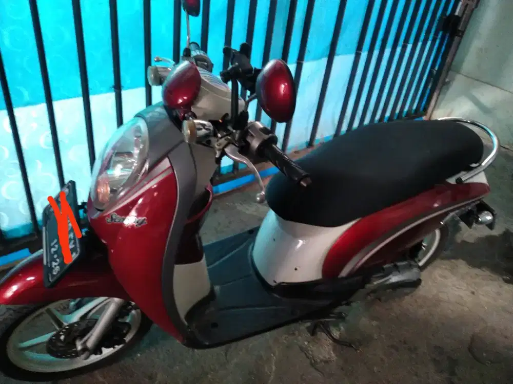 Honda scoopy 2011