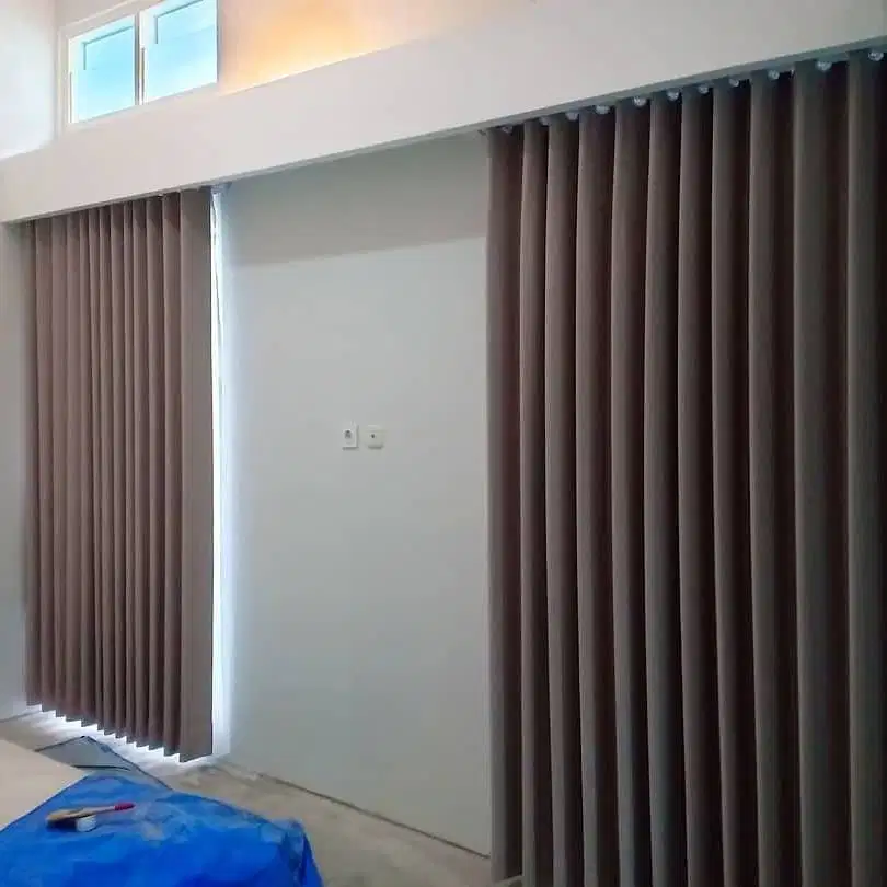 Jasa Pasang Gorden Custom Wallpaper Dinding 3D Gordyn Hordeng Korden
