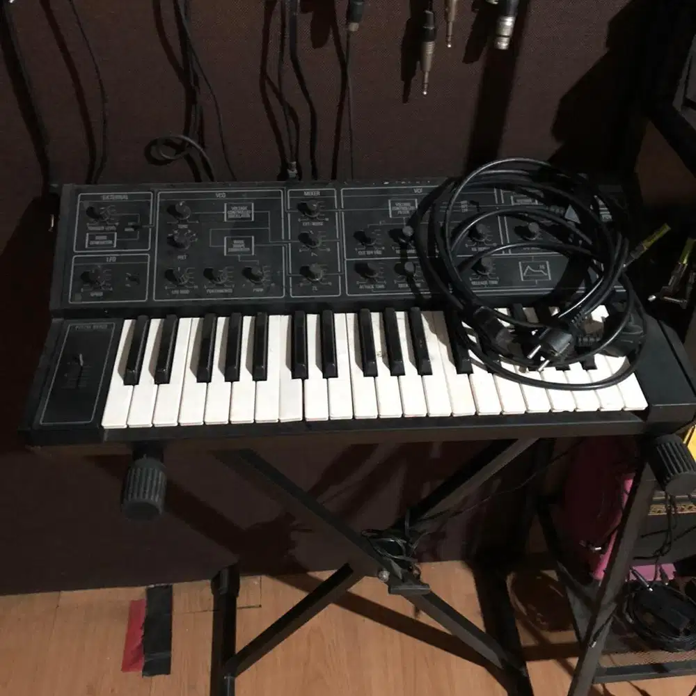 Synthesizer Yamaha cs 5 vintage piano super rare good condition