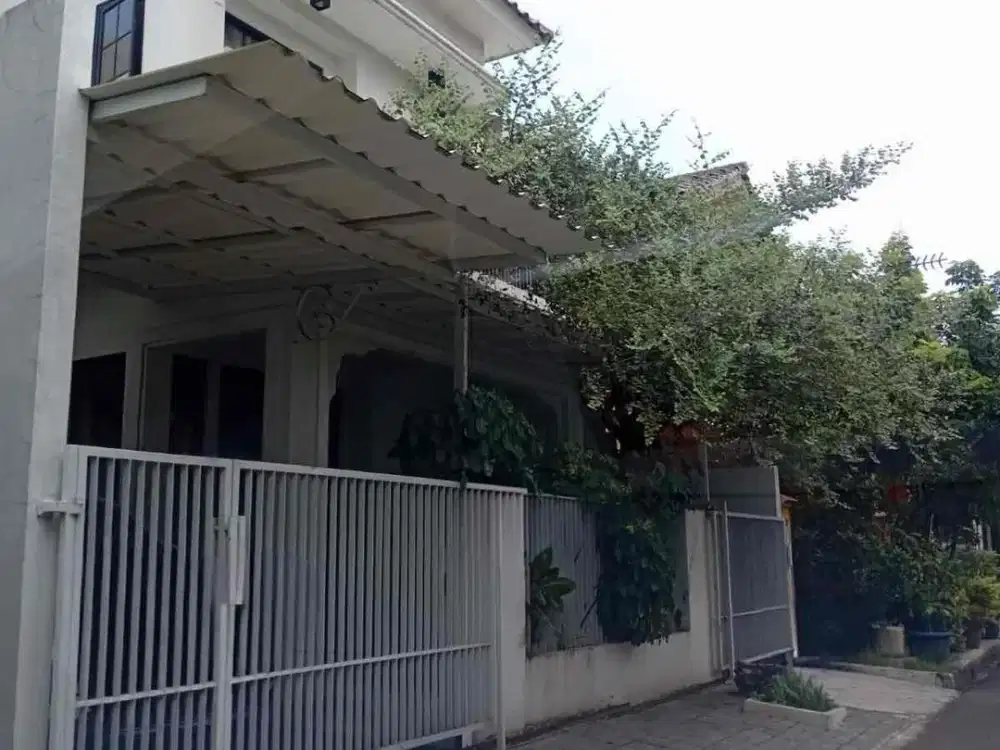 Rumah depan Taman anggrek loka jarang ada BSD