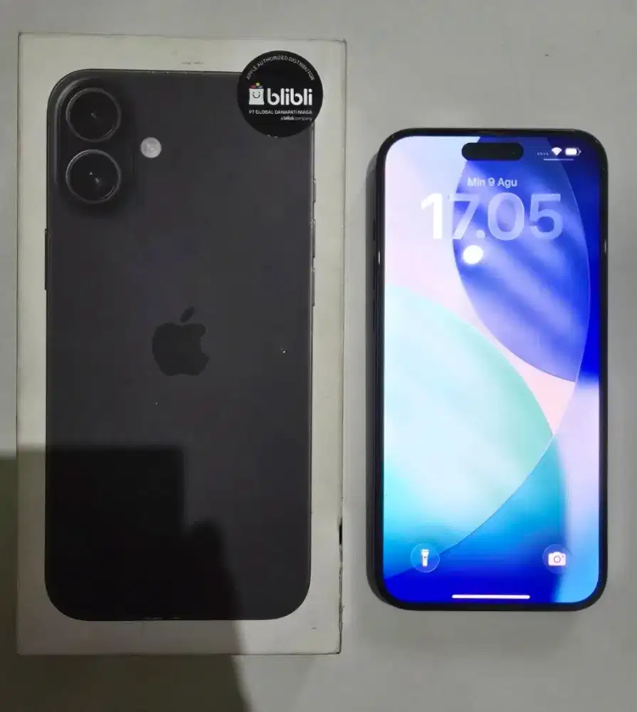 Jual iphone 16plus 256gb ibox bh 100 
CC 119 garansi on bulan 1 2027