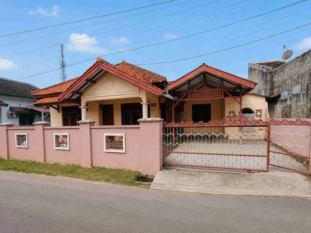 DIJUAL – Rumah Luas 4 KT Dekat Kampus STIA & McD Ciceri