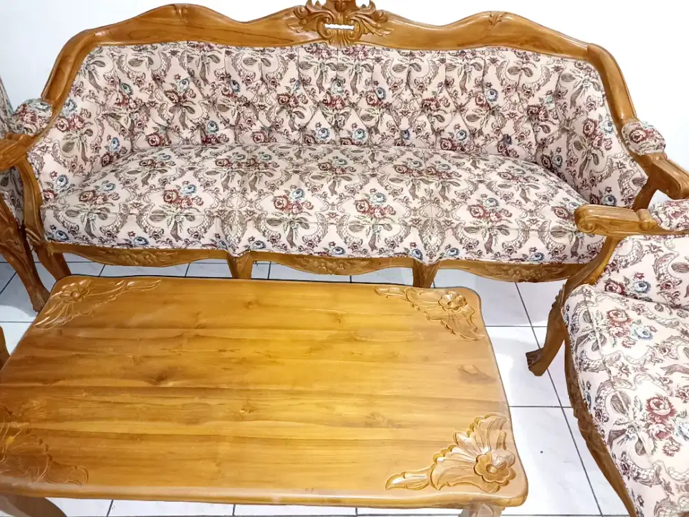 Sofa Dan Meja Kayu Jati Vintage