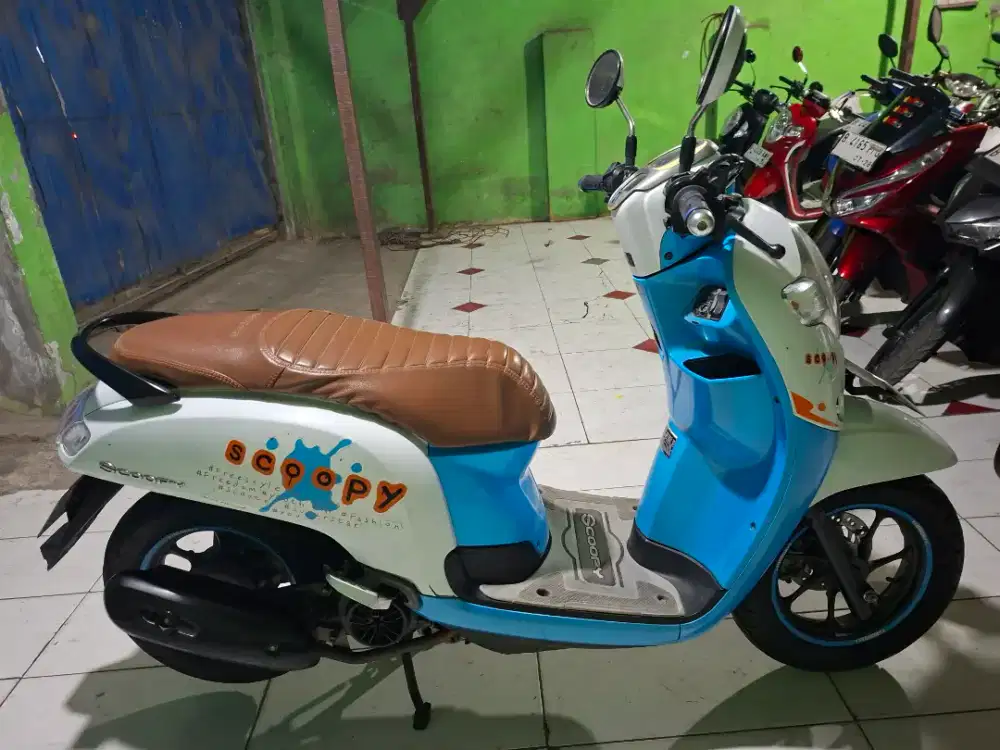 Di jual scoopy 2018