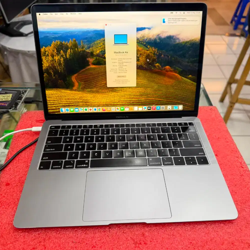 Macbook Air Retina 2019 Ci5 RAM 8GB SSD 128 GB 13.3 Inch