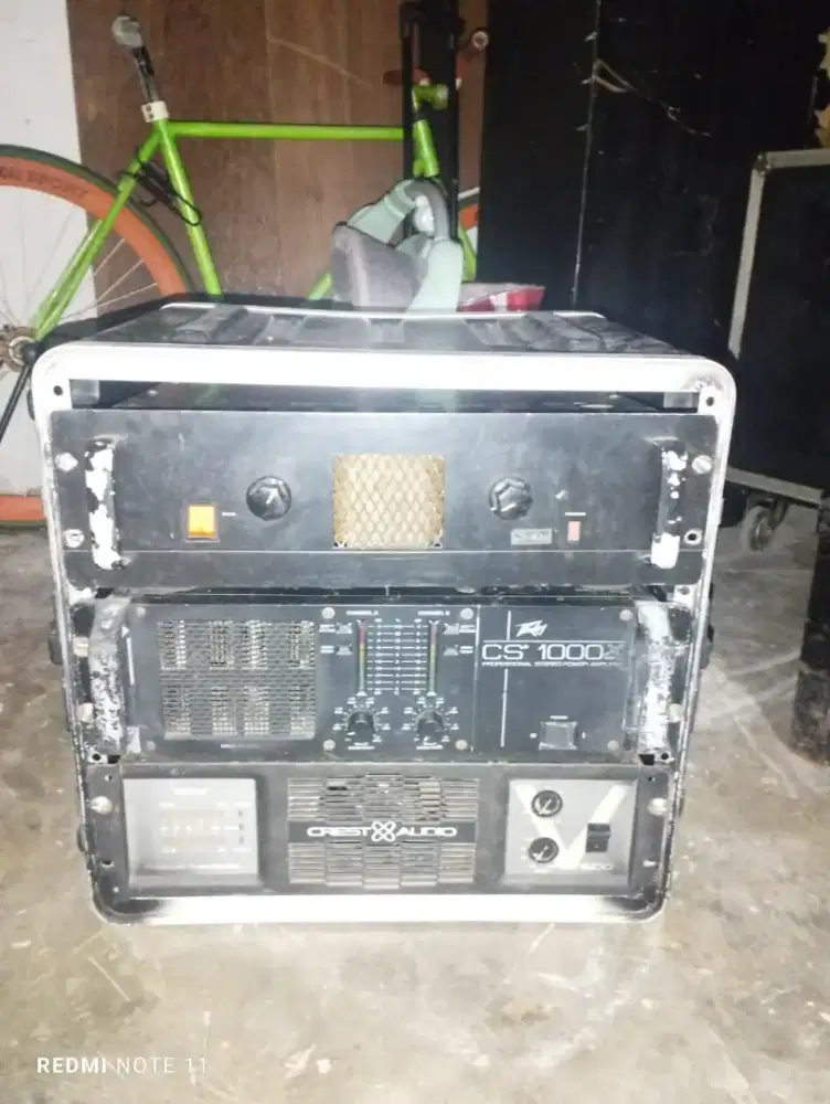 Power amplifier audio (untuk orgen tunggal)