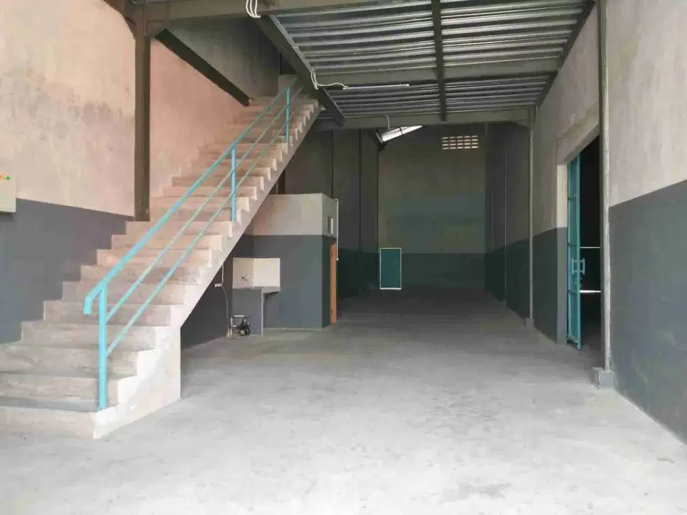 sewakan gudang tegal alur