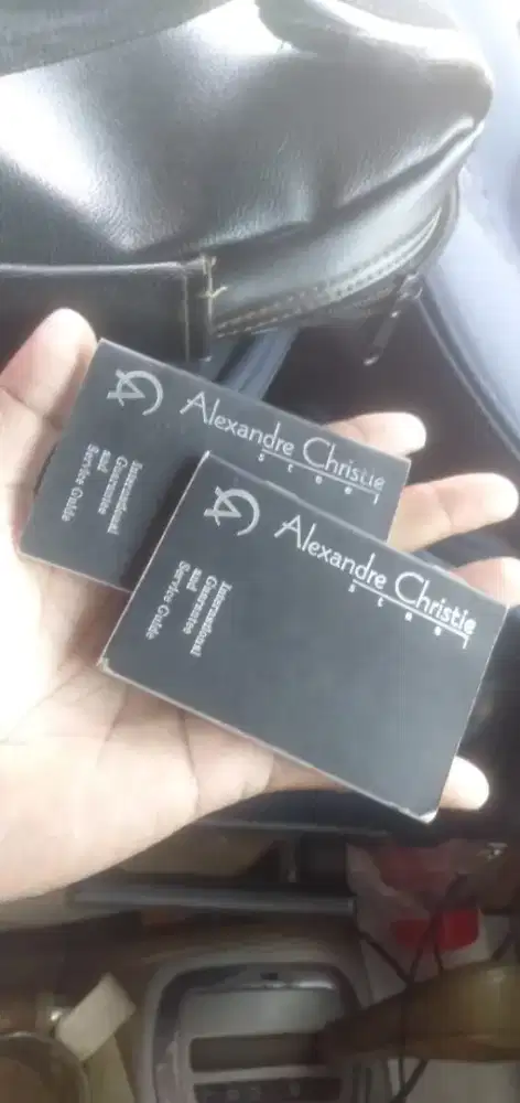 Di jual semua macam buku dll wa dan hp murah meriah