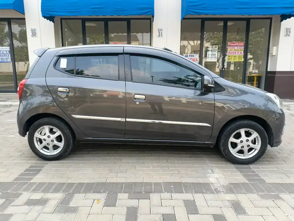 Daihatsu Ayla x mt