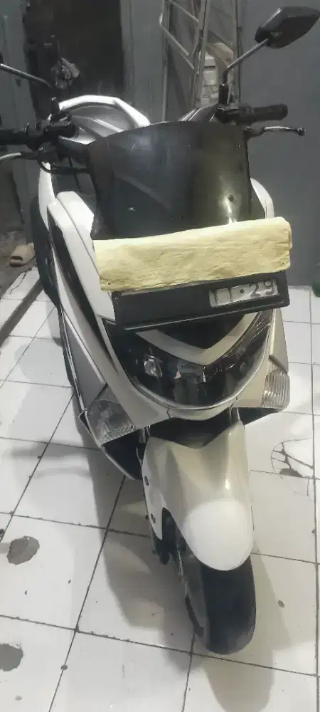 Nmax 2017 White
