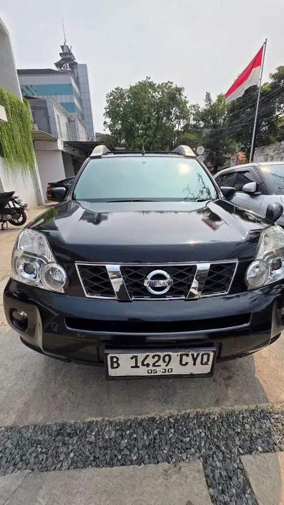 Nissan X-Trail 2010 Bensin