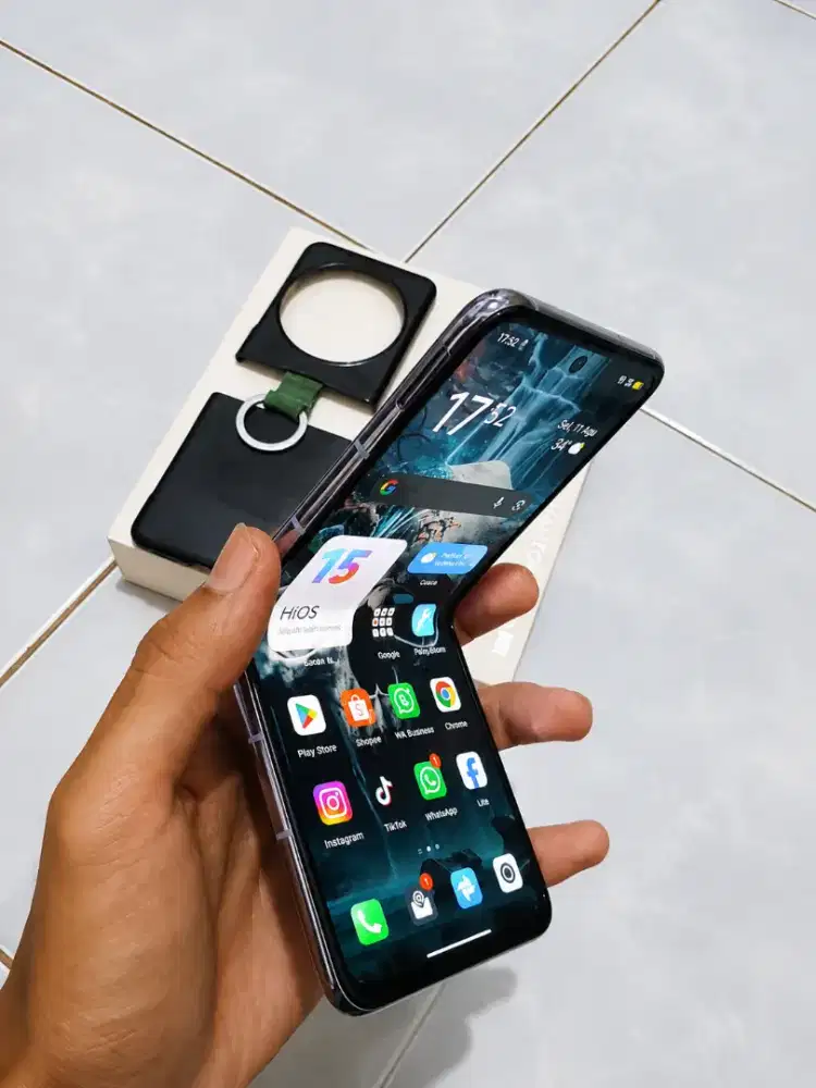 TECNO PHANTOM V FLIP 5G